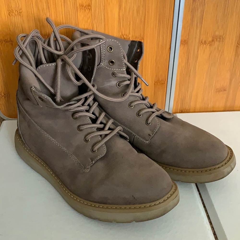 Cliffs by White Mountain Marissa Light Brown Boots